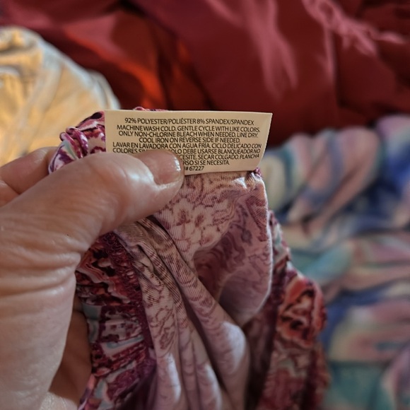 NWT Bobby Brooks womens  boho cold shoulder top - Picture 4 of 4